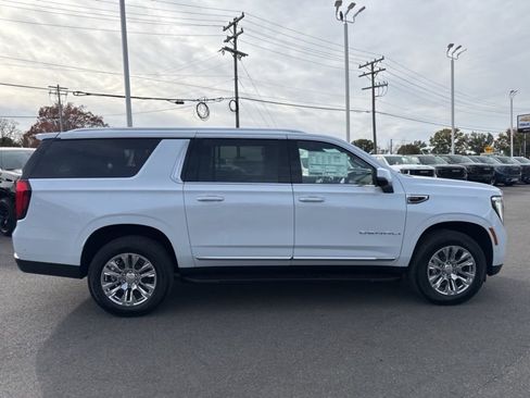 New 2026 GMC Yukon XL Denali image 6