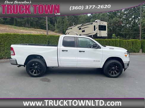 Used 2019 RAM 1500 Tradesman w/ SXT Appearance Group AWD/4WD image 6