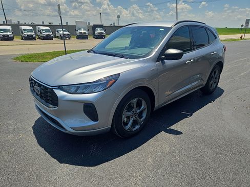 Certified 2023 Ford Escape ST-Line w/ Tech Pack #1 image 6