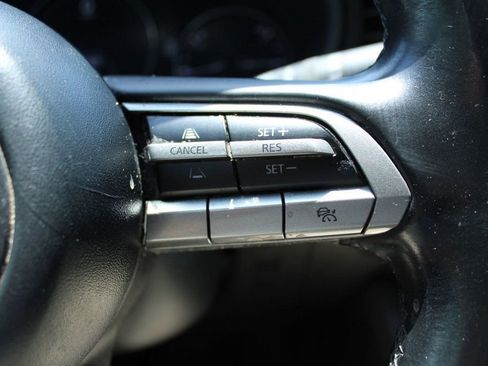 Used 2023 MAZDA MAZDA3 s FWD image 23
