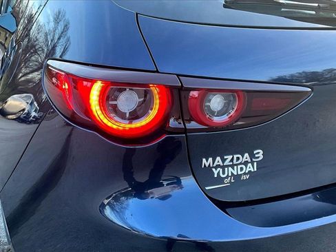 Used 2023 MAZDA MAZDA3 s image 29