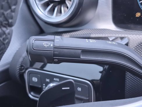 Used 2022 Mercedes-Benz A 220 4MATIC image 27