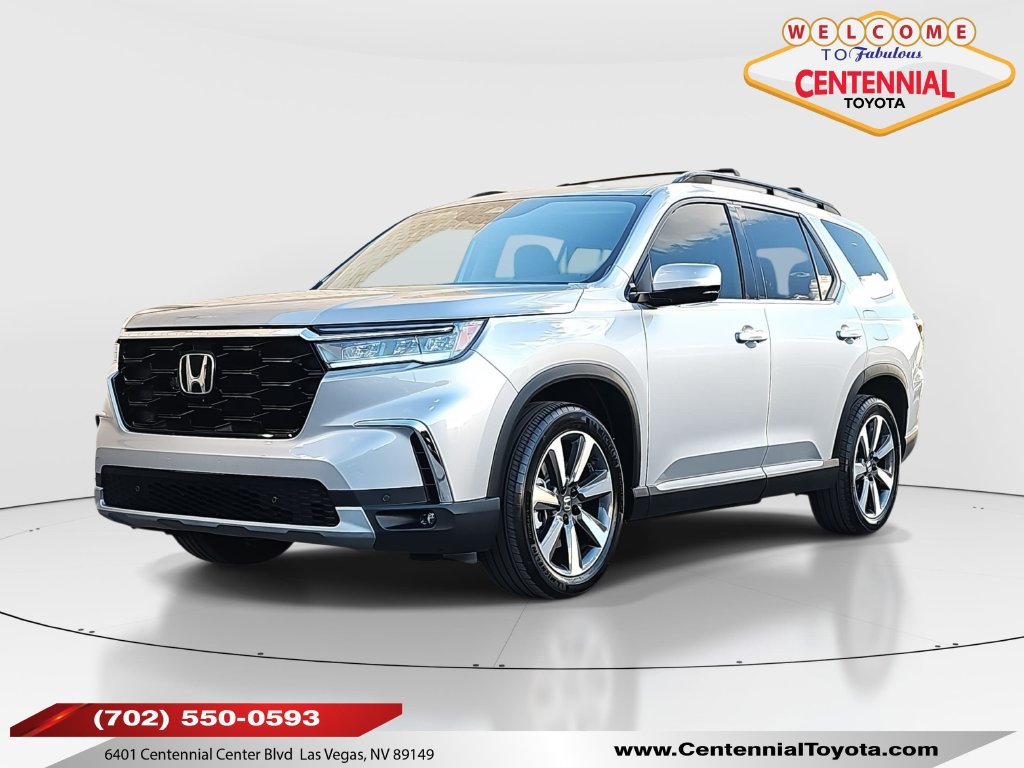 Used 2023 Honda Pilot Touring image 1