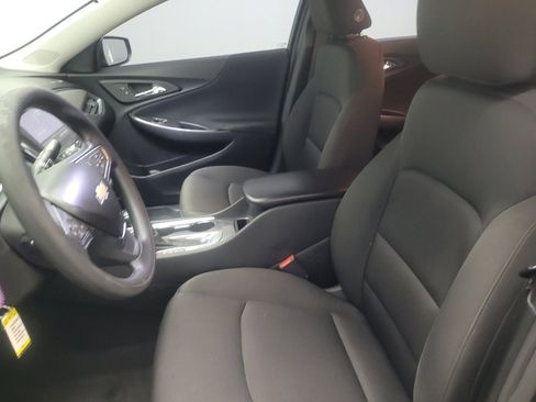 Used 2020 Chevrolet Malibu LT FWD image 17