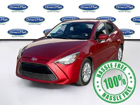 Used 2017 Toyota Yaris iA FWD image 3