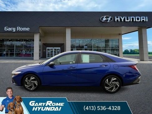 Certified 2025 Hyundai Elantra SEL FWD image 5