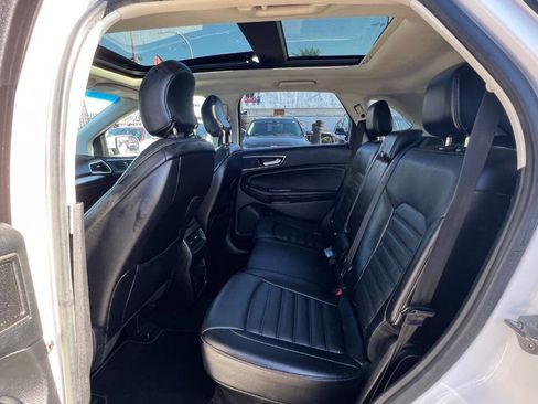 Used 2015 Ford Edge SEL w/ Equipment Group 201A FWD image 18