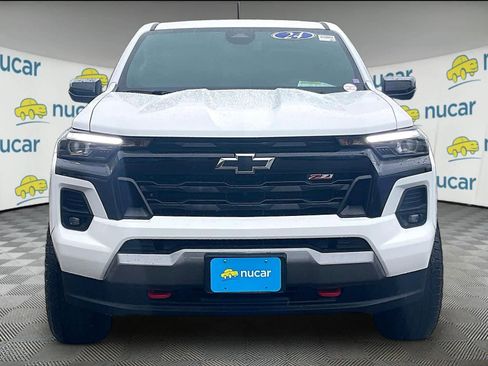 Used 2024 Chevrolet Colorado Z71 w/ Z71 Convenience Package 2 image 2