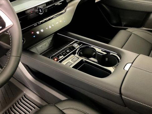 New 2025 Nissan Murano SL image 12