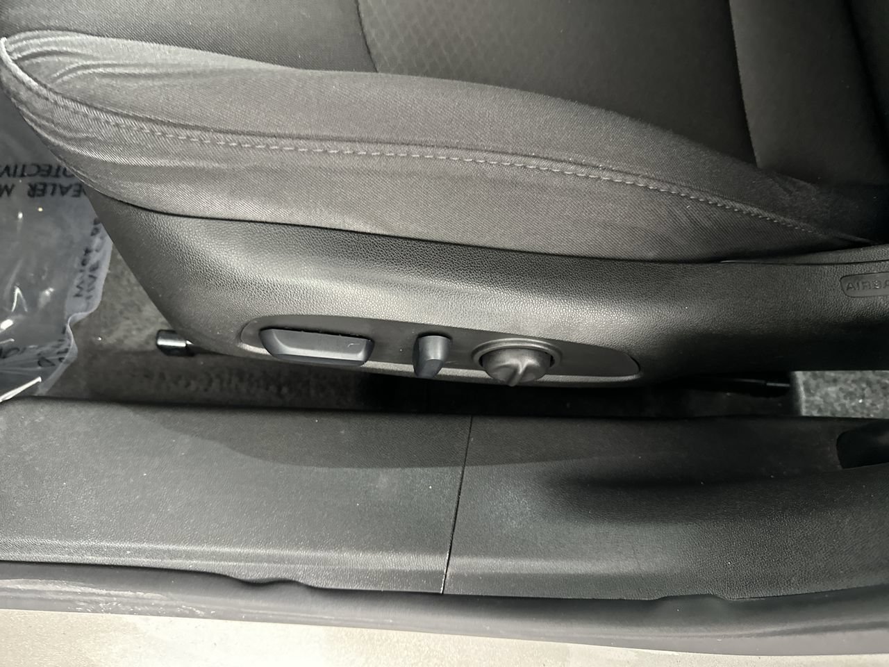 Used 2024 Chevrolet Malibu LT FWD image 4