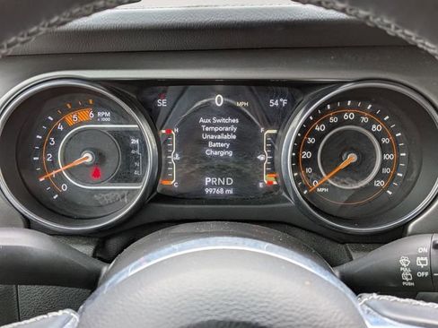 Certified 2021 Jeep Wrangler Unlimited Sahara image 11