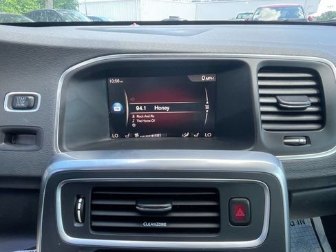 Used 2018 Volvo S60 T5 Inscription AWD/4WD image 20