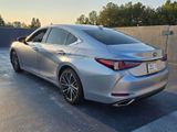 Used 2022 Lexus ES 350 w/ Premium Package image 3