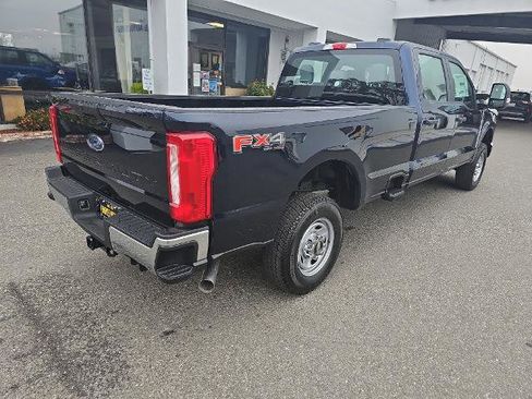New 2025 Ford F250 XL w/ FX4 Off-Road Package image 6