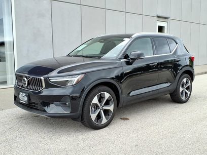 Certified 2025 Volvo XC40 B5 Plus