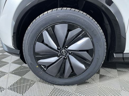 Certified 2023 Nissan Ariya AWD image 26