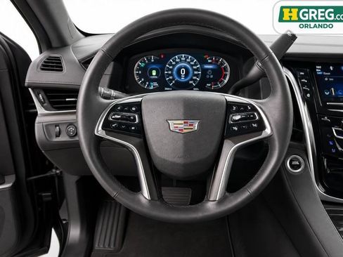 Used 2020 Cadillac Escalade Platinum AWD/4WD image 8