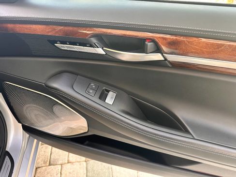 Used 2017 Genesis G90 5.0 Ultimate image 80