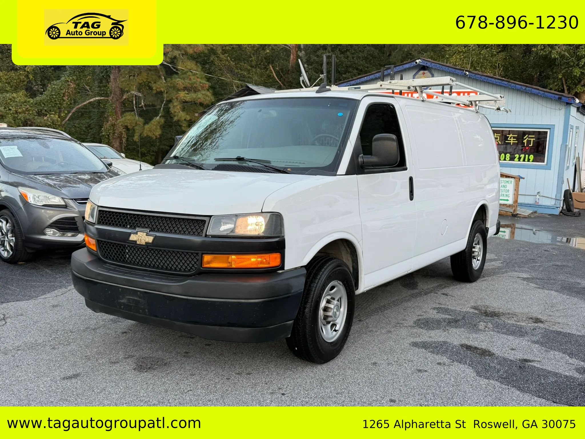 Used 2023 Chevrolet Express 2500 w/ Driver Convenience Package RWD image 1