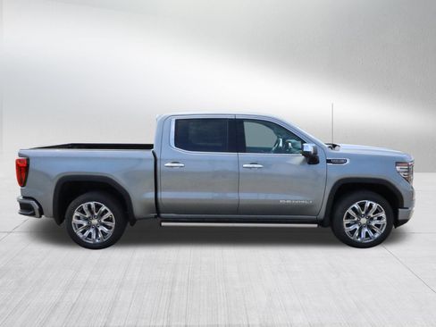 New 2026 GMC Sierra 1500 Denali w/ Denali Reserve Package AWD/4WD image 8