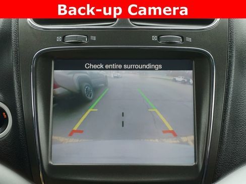 Used 2019 Dodge Journey SE FWD image 7