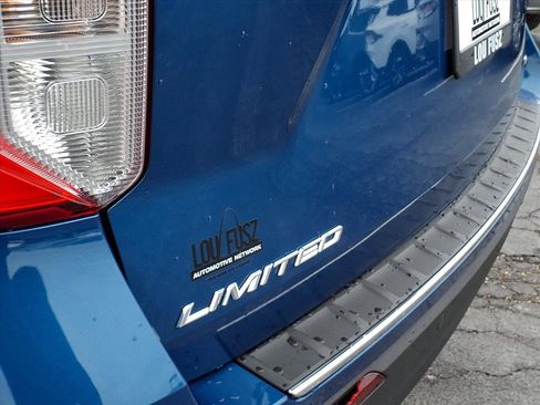 Used 2020 Ford Explorer Limited image 29