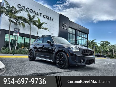 Used 2022 MINI Cooper Countryman S w/ Premium Package FWD image 1