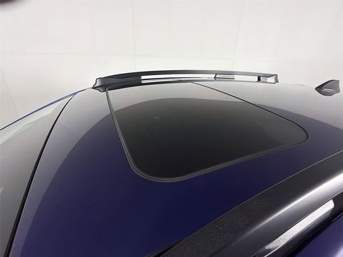 Certified 2025 Subaru Crosstrek 2.0i Premium image 14