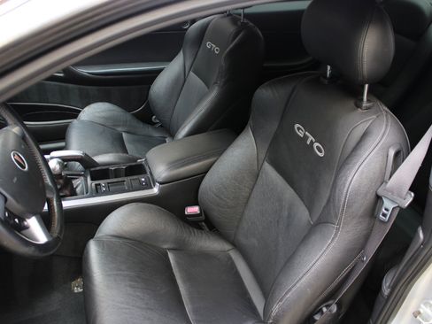 Used 2006 Pontiac GTO image 34