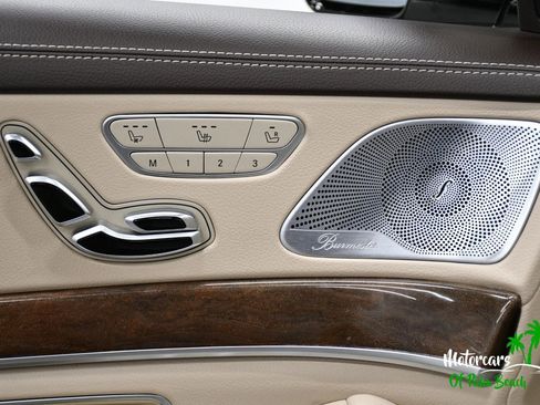 Used 2019 Mercedes-Benz S 560 Sedan image 32