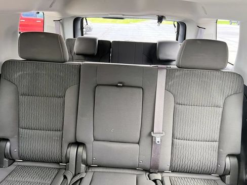 Used 2016 GMC Yukon SLE w/ Convenience Package AWD/4WD image 14