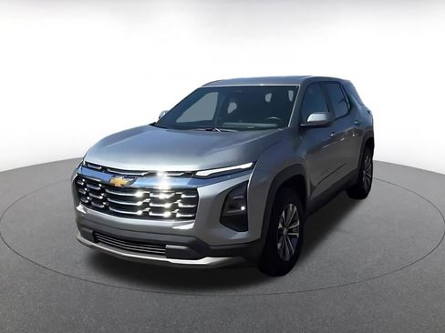 Used 2025 Chevrolet Equinox LT image 7