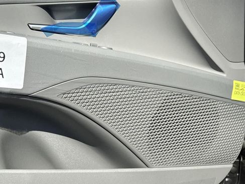 New 2025 Hyundai Elantra Sport image 28