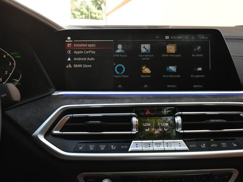 Used 2023 BMW X5 sDrive40i w/ M Sport Package RWD image 26