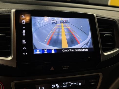 Used 2017 Honda Pilot EX image 15