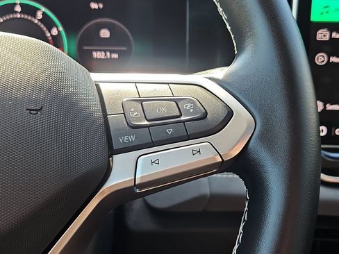 Certified 2026 Volkswagen Tiguan SE AWD/4WD image 25