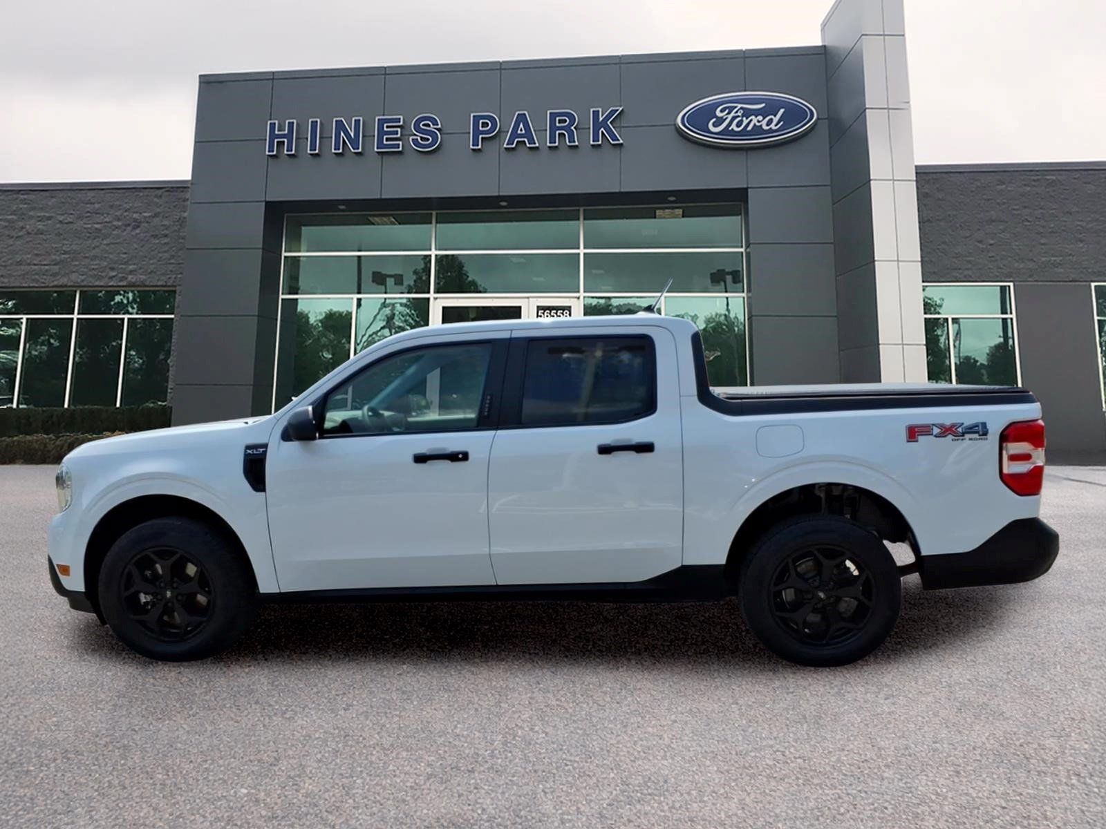 Used 2023 Ford Maverick XLT w/ Equipment Group 300A Standard AWD/4WD image 4