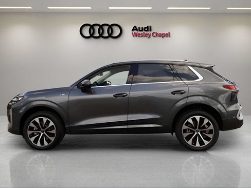 New 2026 Audi Q3 quattro 2.0T AWD/4WD image 2
