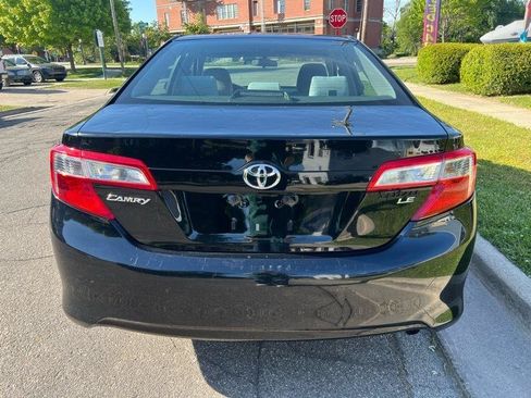 Used 2012 Toyota Camry LE FWD image 4