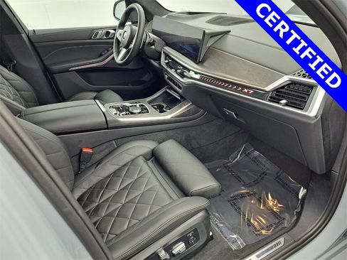 Certified 2024 BMW X7 xDrive40i w/ M Sport Package image 15
