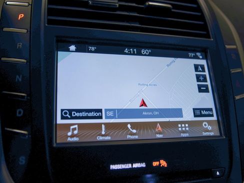 Used 2018 Lincoln MKC Select w/ Select Plus Package image 24