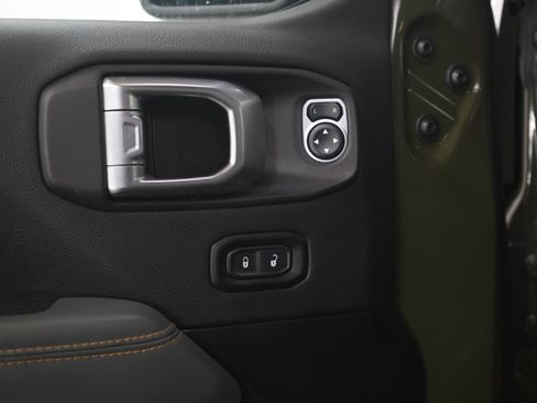 Used 2024 Jeep Wrangler High Altitude AWD/4WD image 20