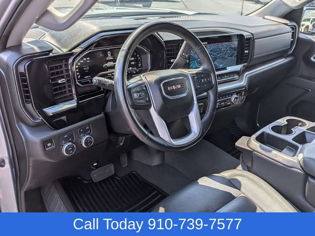 Used 2025 GMC Sierra 1500 SLT AWD/4WD image 17