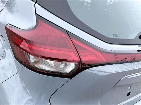 Certified 2024 Nissan Kicks SV image 31