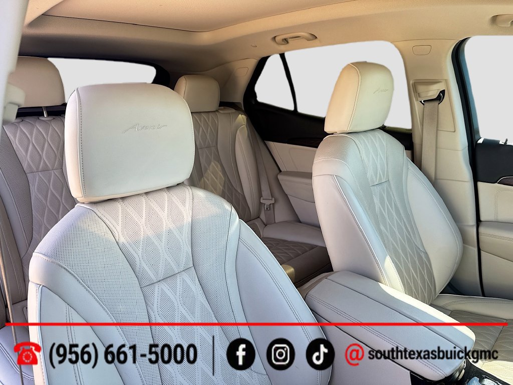 Used 2023 Buick Envision Avenir AWD/4WD image 28