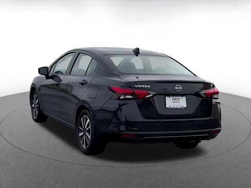Used 2025 Nissan Versa SV FWD image 11