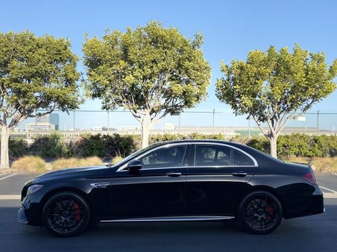 Used 2019 Mercedes-Benz E 63 AMG S image 3