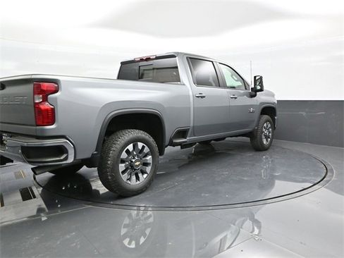 Used 2025 Chevrolet Silverado 2500 LT w/ Texas Edition image 6