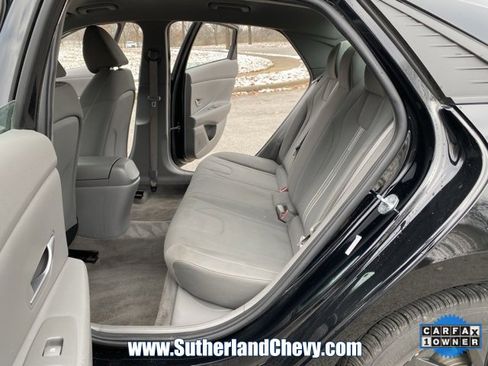 Used 2021 Hyundai Elantra SEL image 33