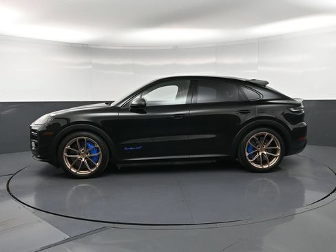 Used 2024 Porsche Cayenne Turbo GT AWD/4WD image 2
